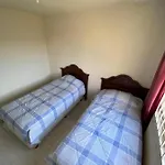 Cómoda y económica casa