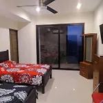 Lujoso Penthouse con alberca privada para 15 personas en Mazatlán, Sin.