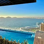 Sunset Tower Vista Al Mar
