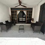 Hermosa Villa Al Lado Del Mar 102
