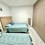 Marina Cerritos 408