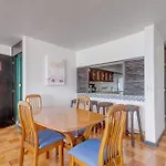 2 Bdr Apartment With Ocean View In Avenida Del Mar