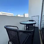 Promo! 2Br-Pool-Views-King Bed-Walk 2 Beach-5 Star Area