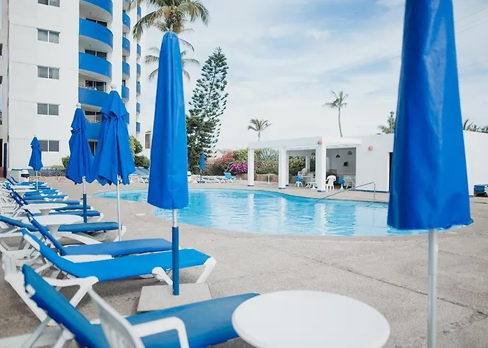 Beachfront La Marina Tenis Condo