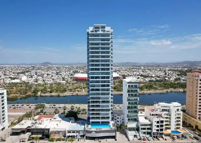 Altomare Panoramic Condos