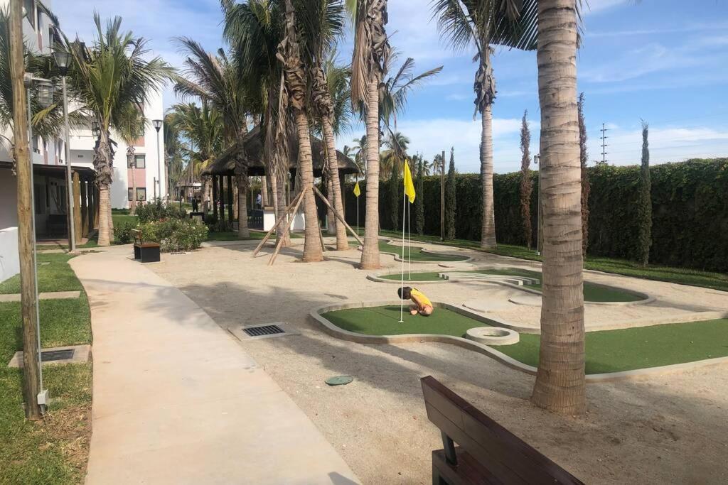 Departamento En Planta Baja Con Terraza Mazatlán