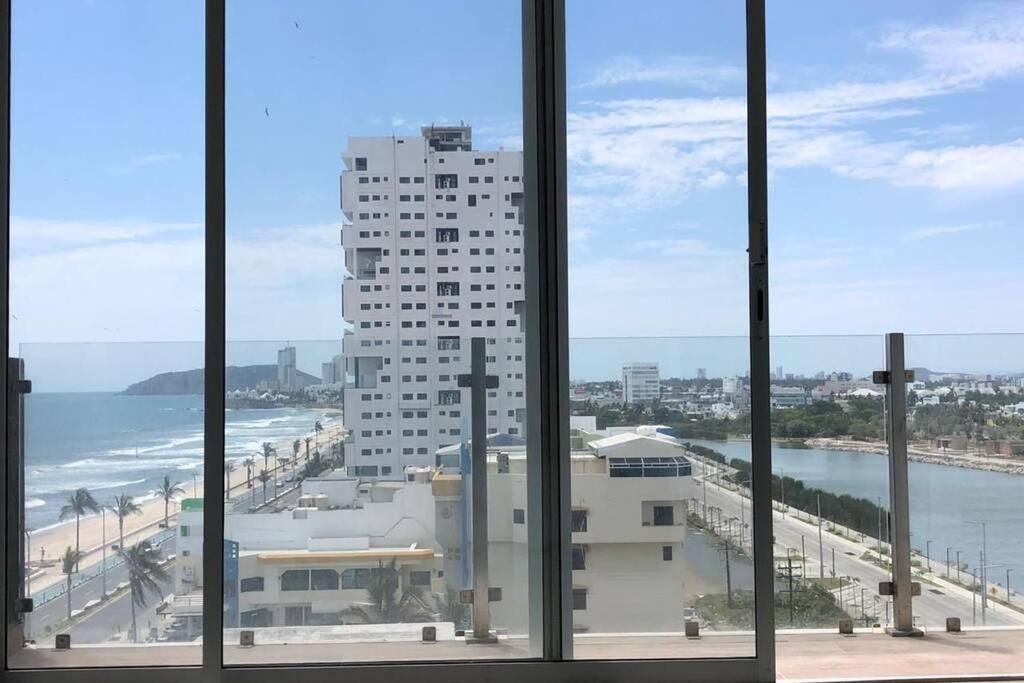 Pórtico beach condo 803 Mazatlán Apartamento *