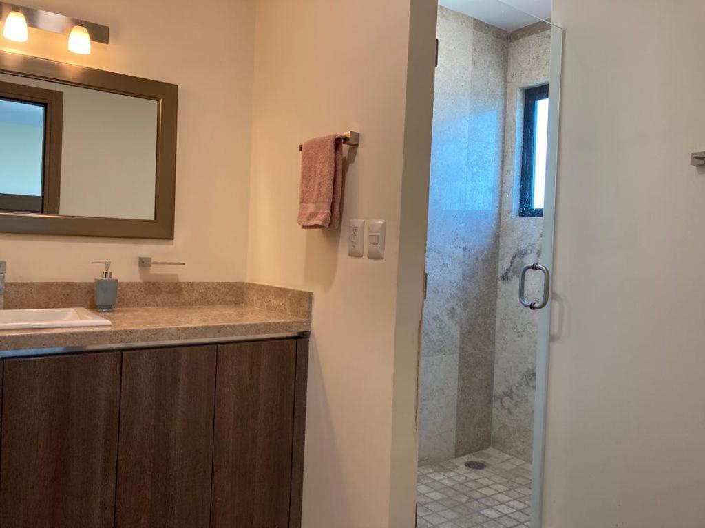 Apartamento Nuevo De Lujo Sobre El Malecon De