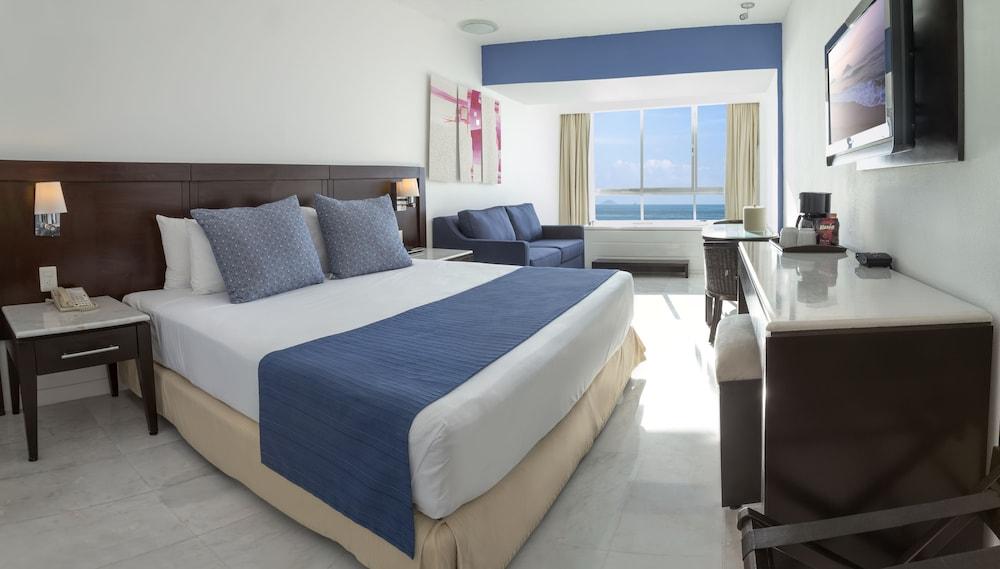 Park Royal Mazatlan