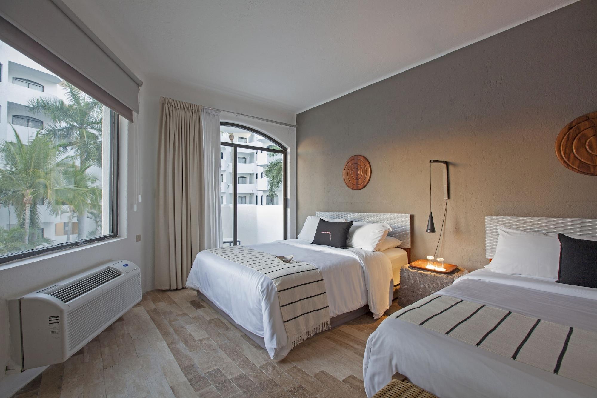 Gaviana Hotel 4*