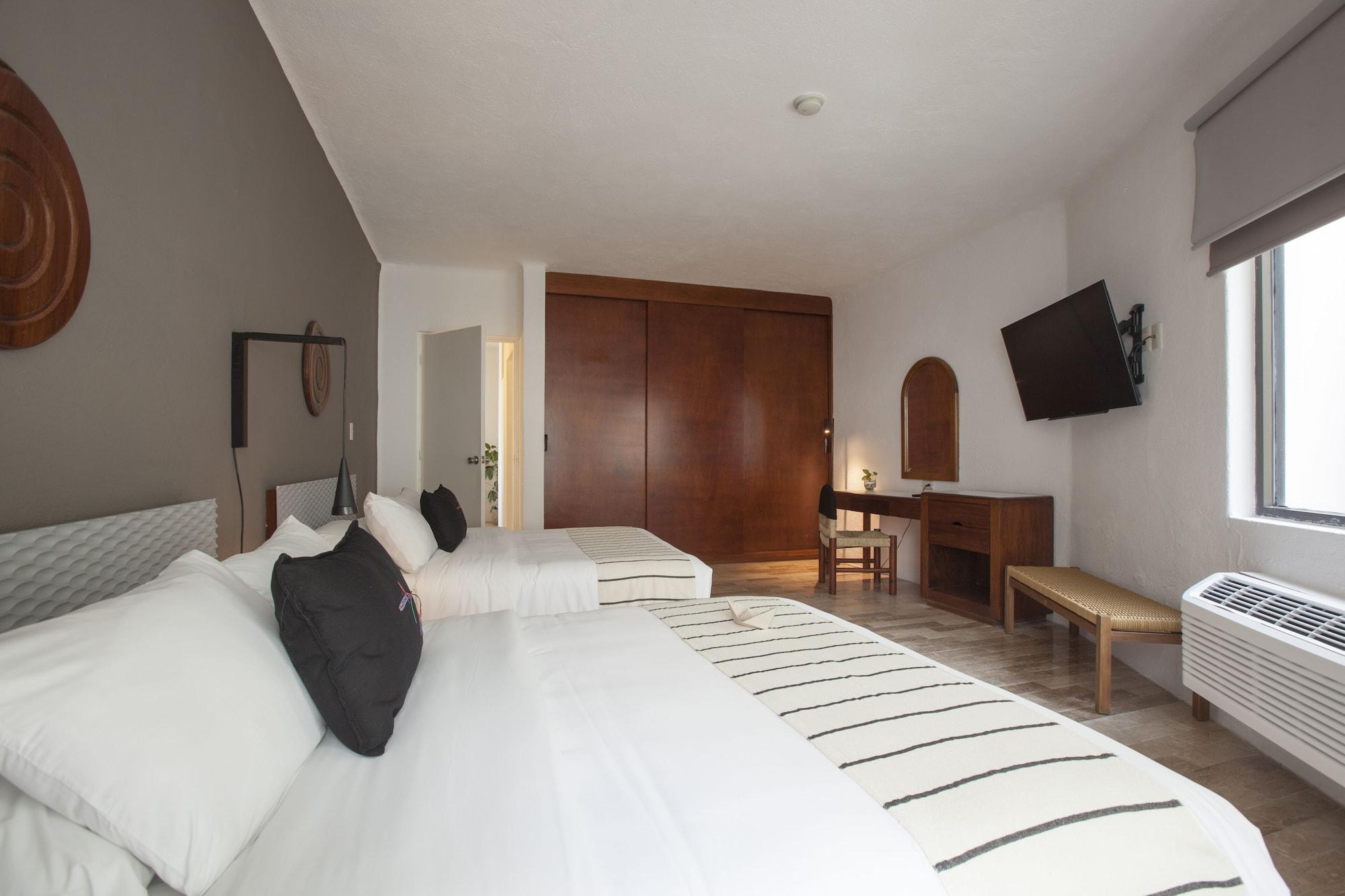Gaviana Hotel 4*