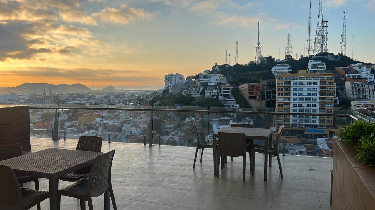 Malecon Vista Al Mar Alberca Infinity Jacuzzi Gym Apartment Mazatlan