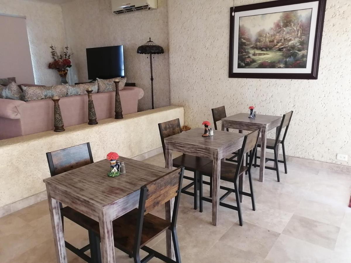 Bed and breakfast Casa Dahlia 2