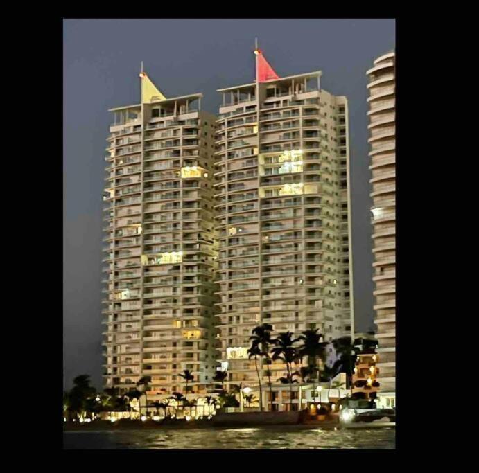 Apartamento De Lujo En Playa Zona Dorada Camino Al Mar *