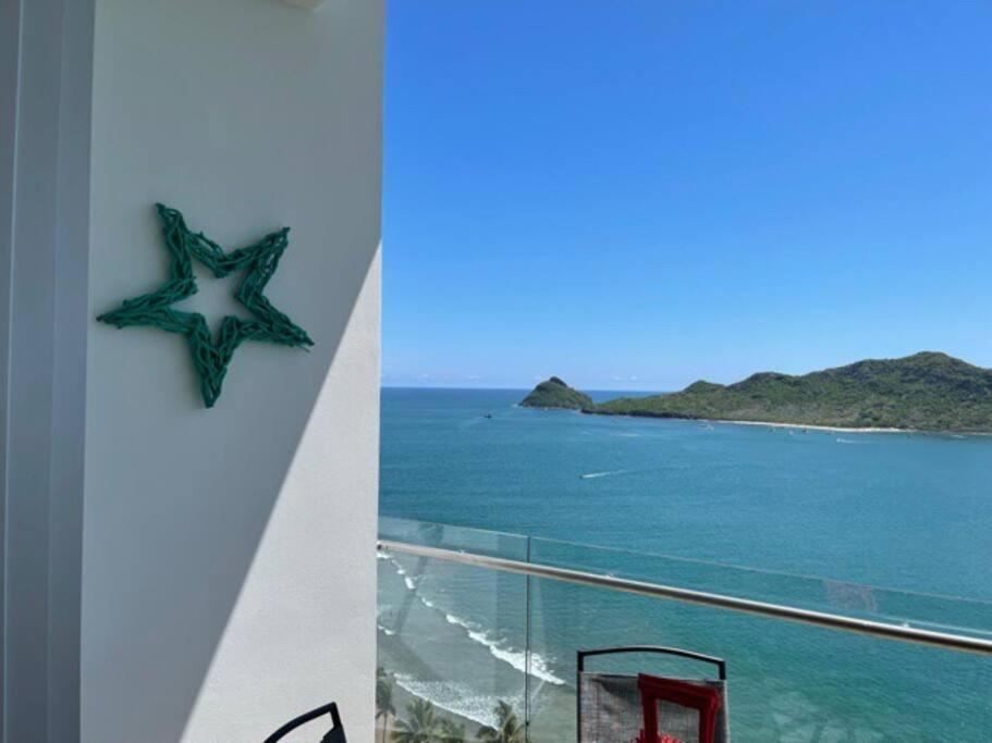 Apartamento De Lujo En Playa Zona Dorada Camino Al Mar Mazatlán