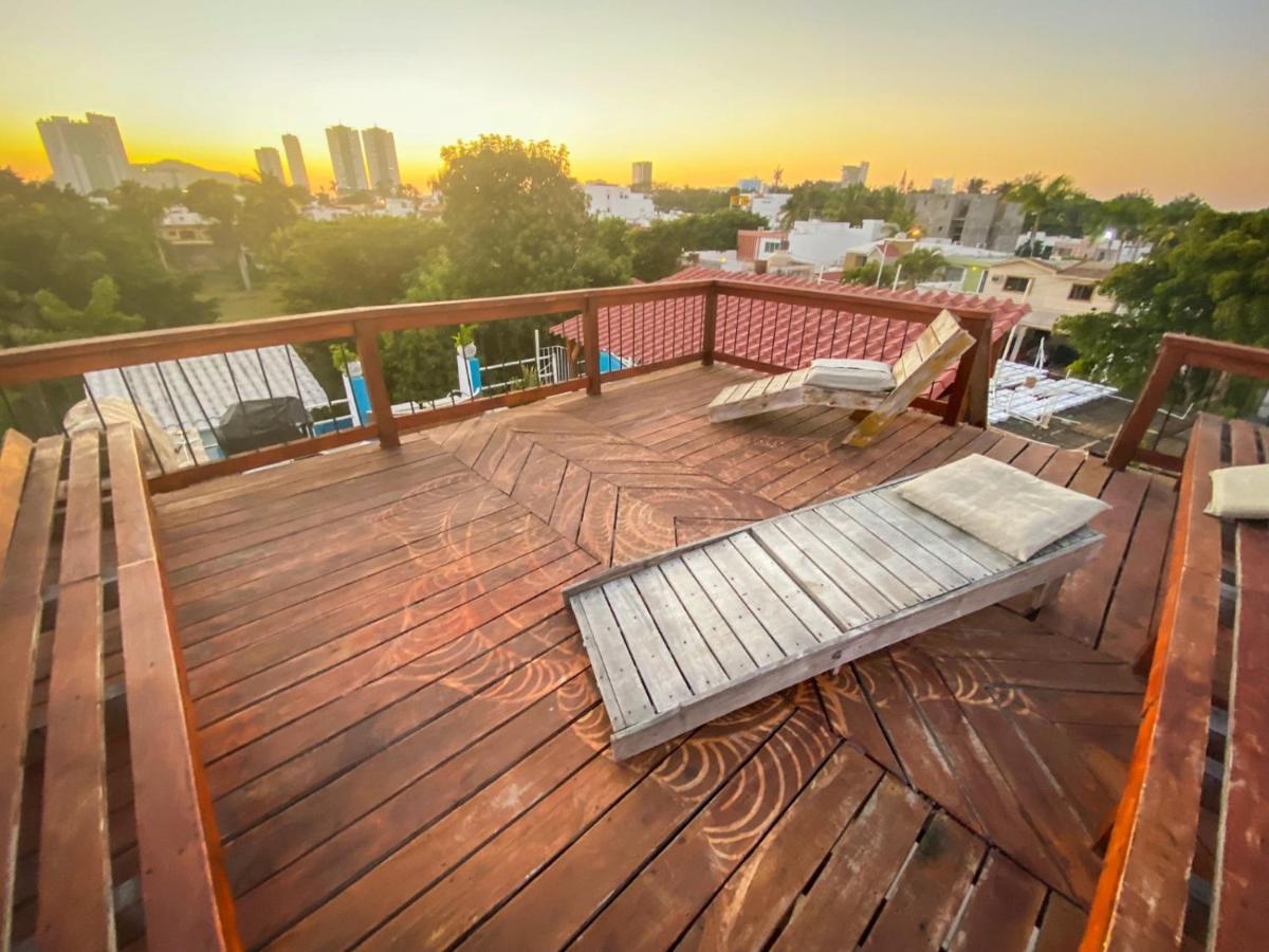 Wandering Monkey Guest house Mazatlan