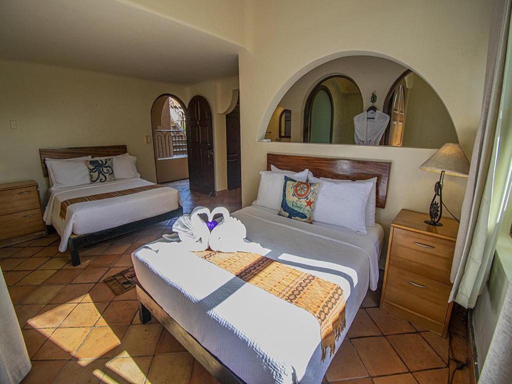 Villa Beachfront Delfin Estate With Pool Sleeps 43