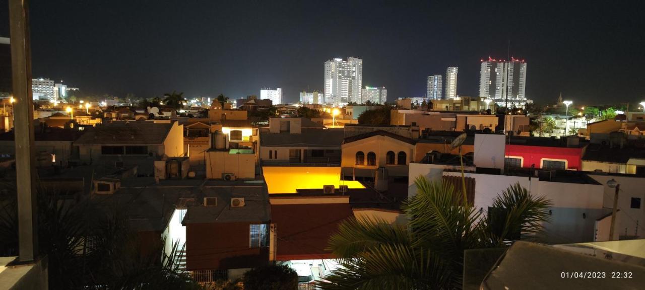 Apartamento Depto De 2 Recamaras A 800 Metros Del Malecon De