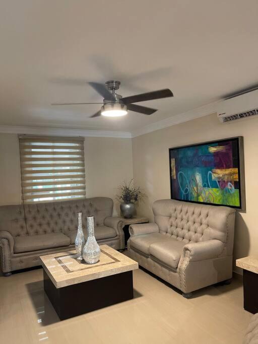 Casa Con Alberca En Excelente Ubicacion, Grupos Grandes De Personas Villa Mazatlán