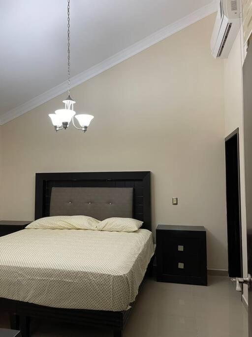 Casa Con Alberca En Excelente Ubicacion, Grupos Grandes De Personas Villa Mazatlán