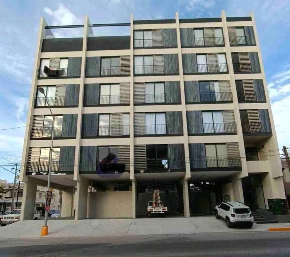 Moderno Loft, A 1/2 Cuadra De Malecon, Con Alberca.