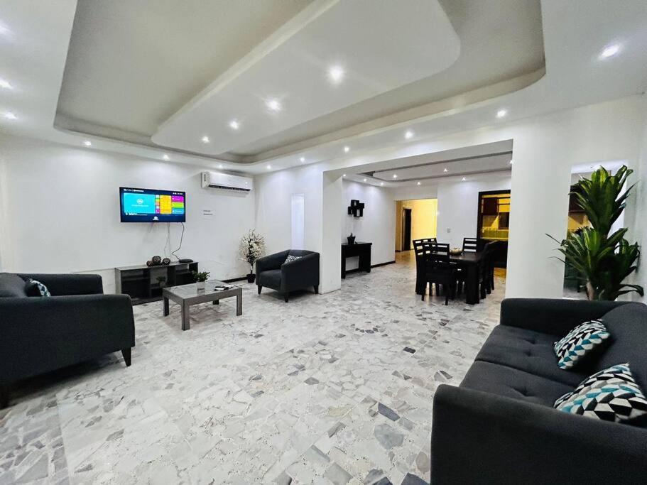 Apartamento Bonito Amplio Y Centrico Departamento By G P S Rentas