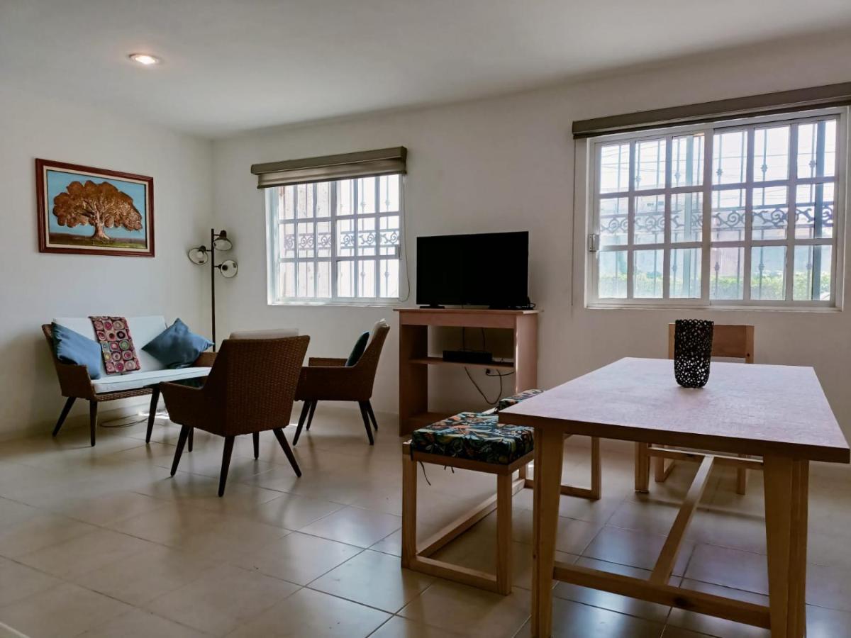 Ibarvo's Apartamento *