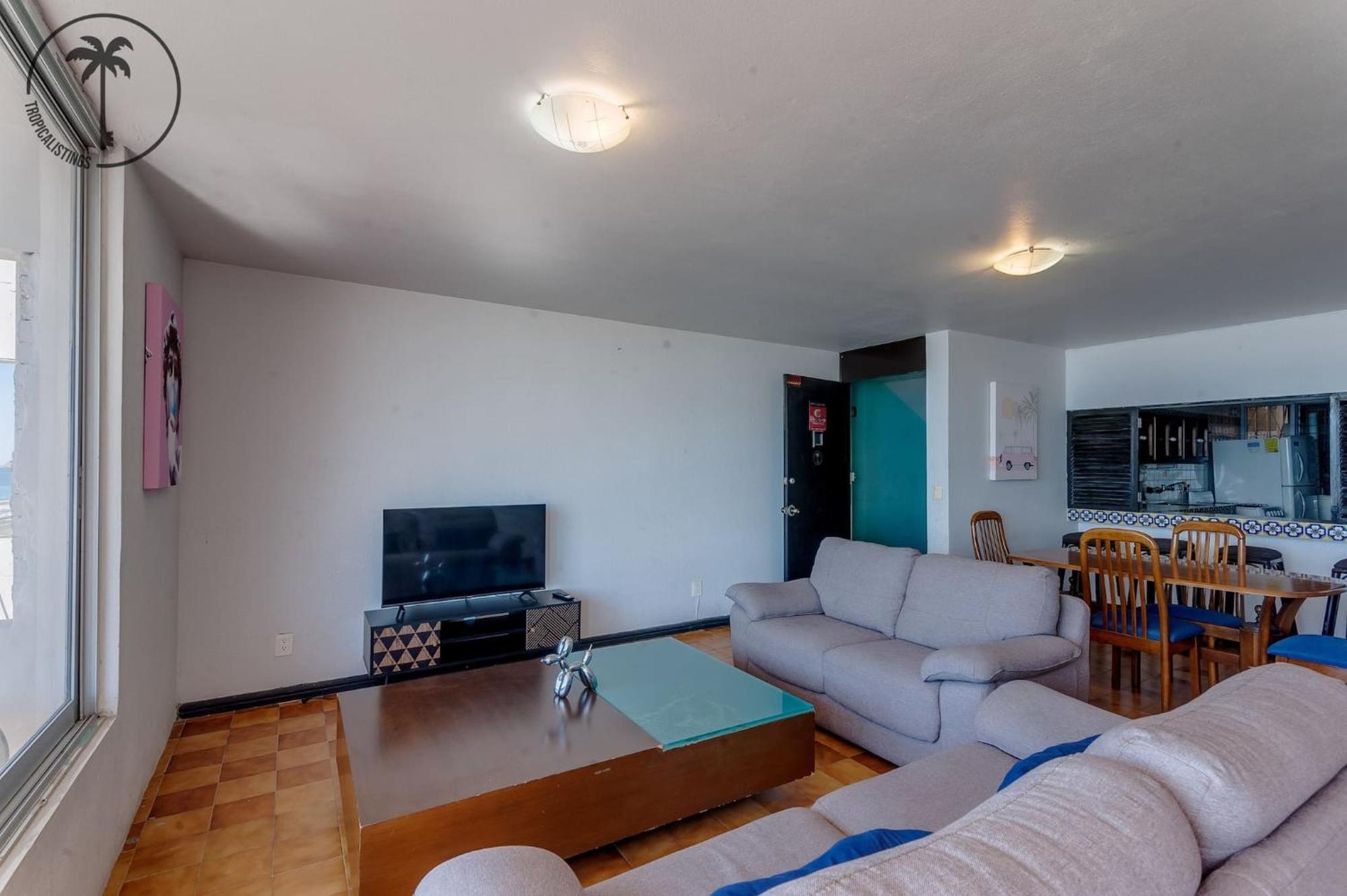 2 Bdr With Ocean View In Avenida Del Mar