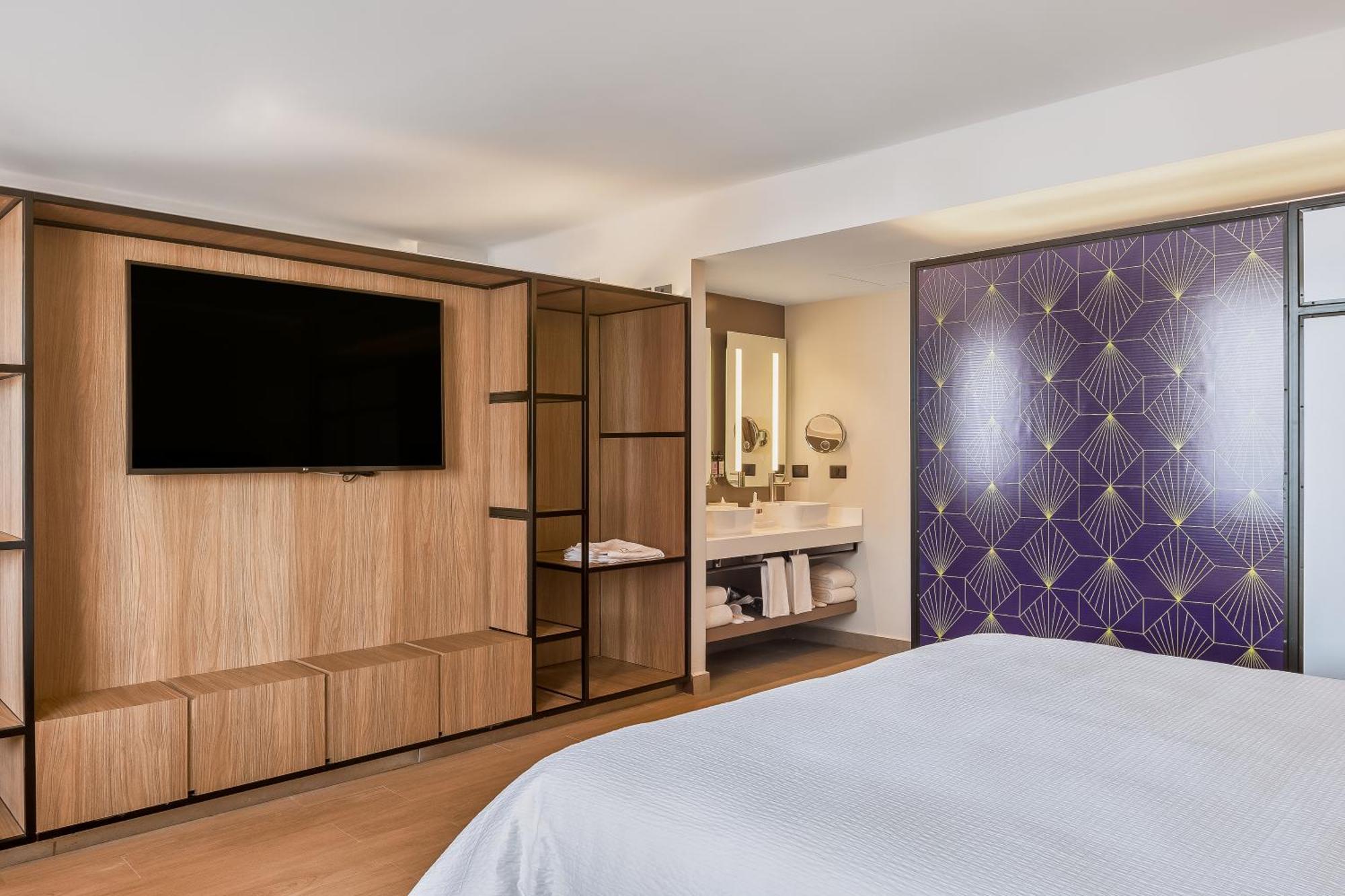 Fiesta Hotel