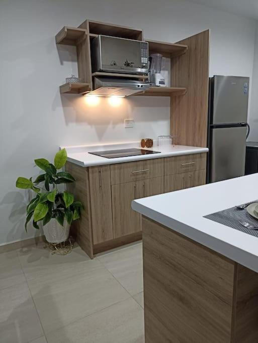Departamento Planta Baja, A 1 Minuto De La Playa. Apartment Mazatlan