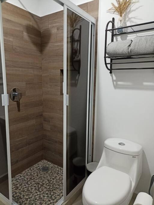 Departamento Planta Baja, A 1 Minuto De La Playa. * Mazatlan