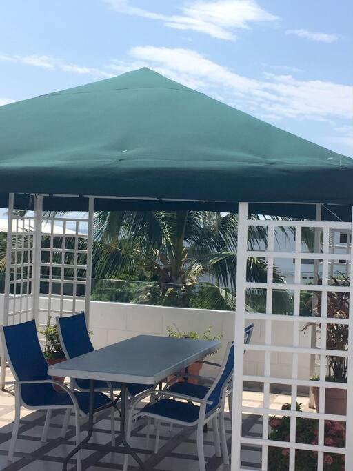 Apartamento Apto Con Terraza Privada Muy Cerca De Playa Mazatlán