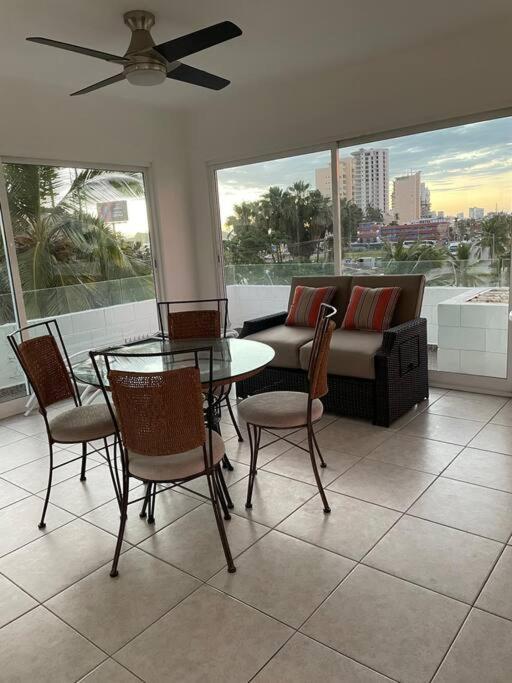 Apto Con Terraza Privada Muy Cerca De Playa Apartamento *