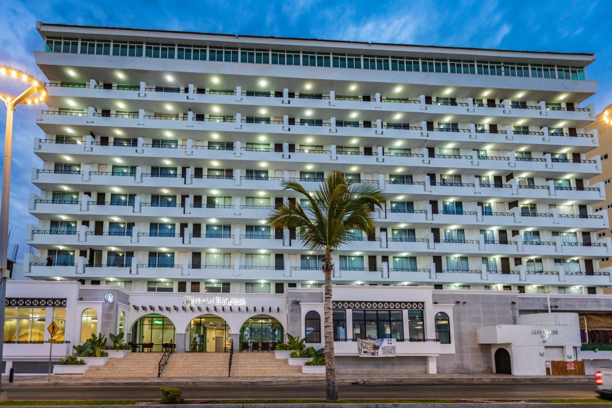 Hotel Hacienda Sea View 3*