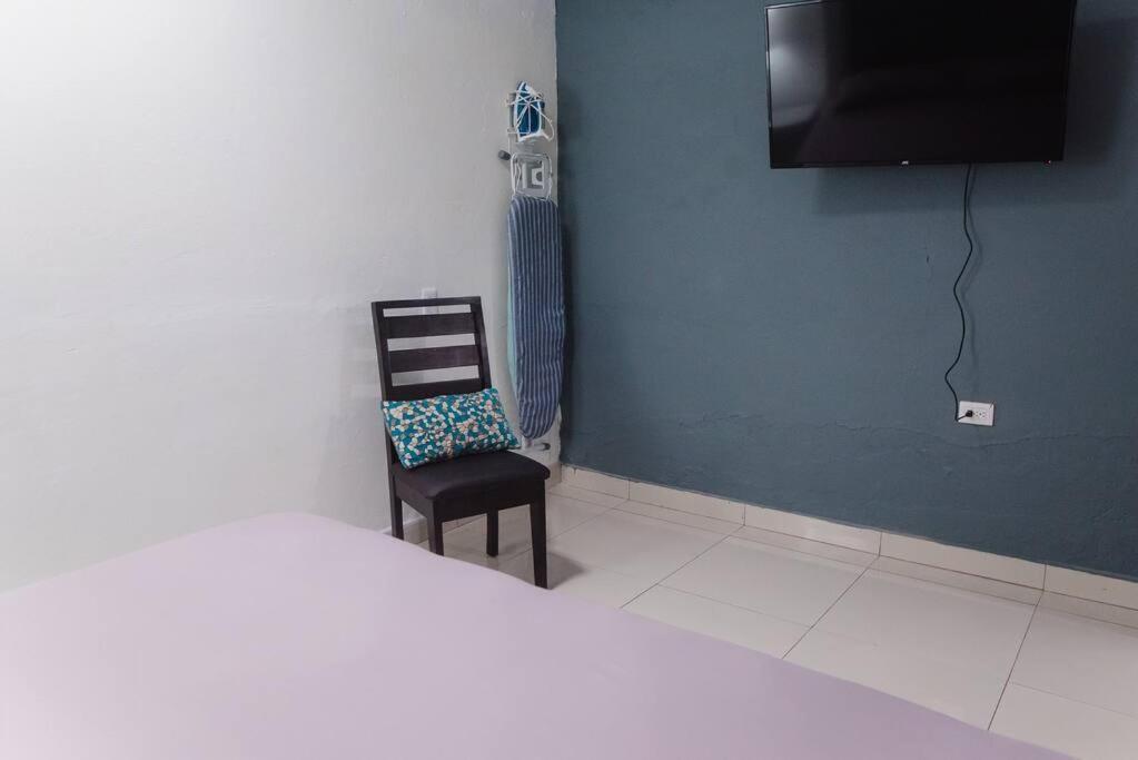 Excelente Apto A 5 Min De La Playa-malecon Apartamento *