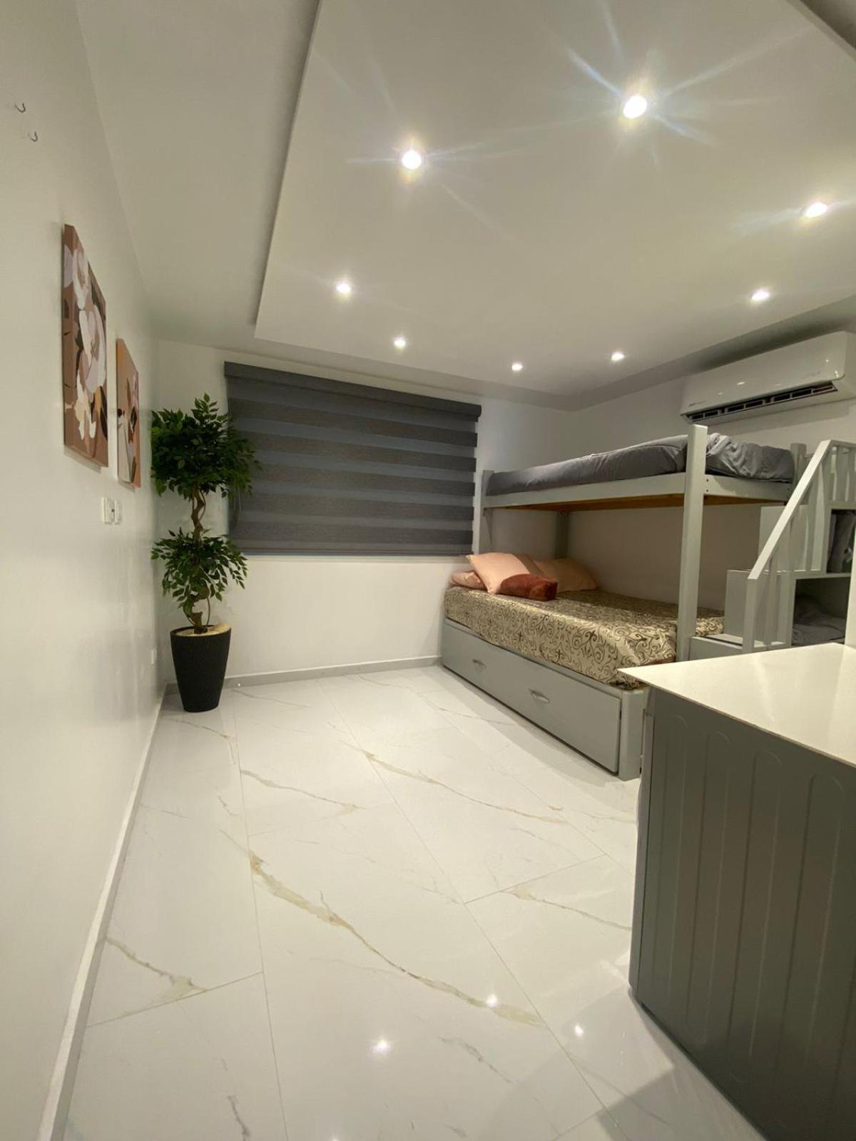 Marina Del Sol Directly On The Ocean 102 Apartamento *