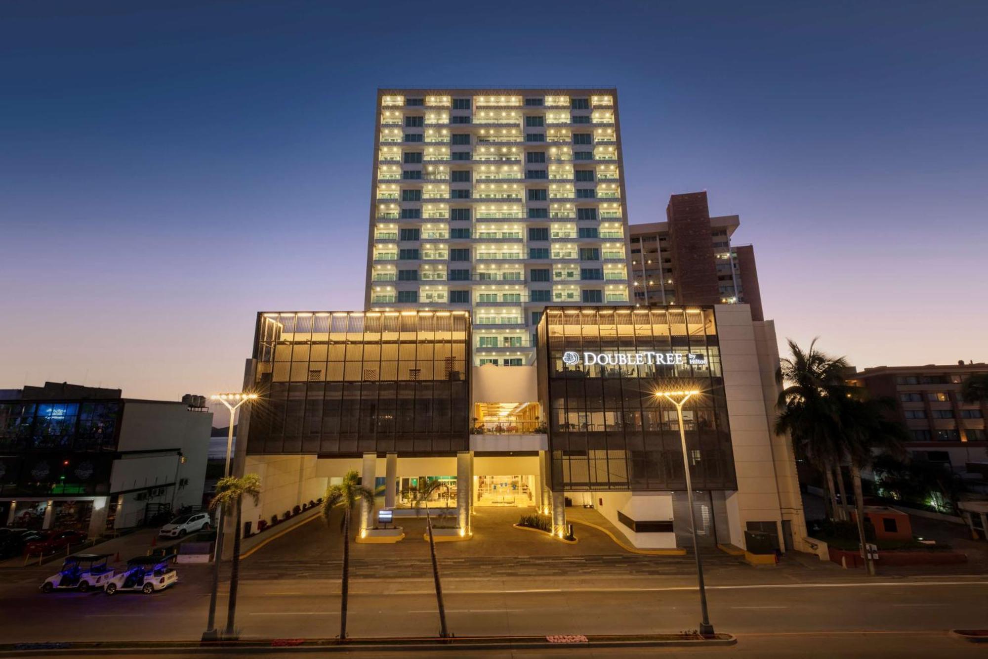 Doubletree By Hilton Mazatlan, Sin