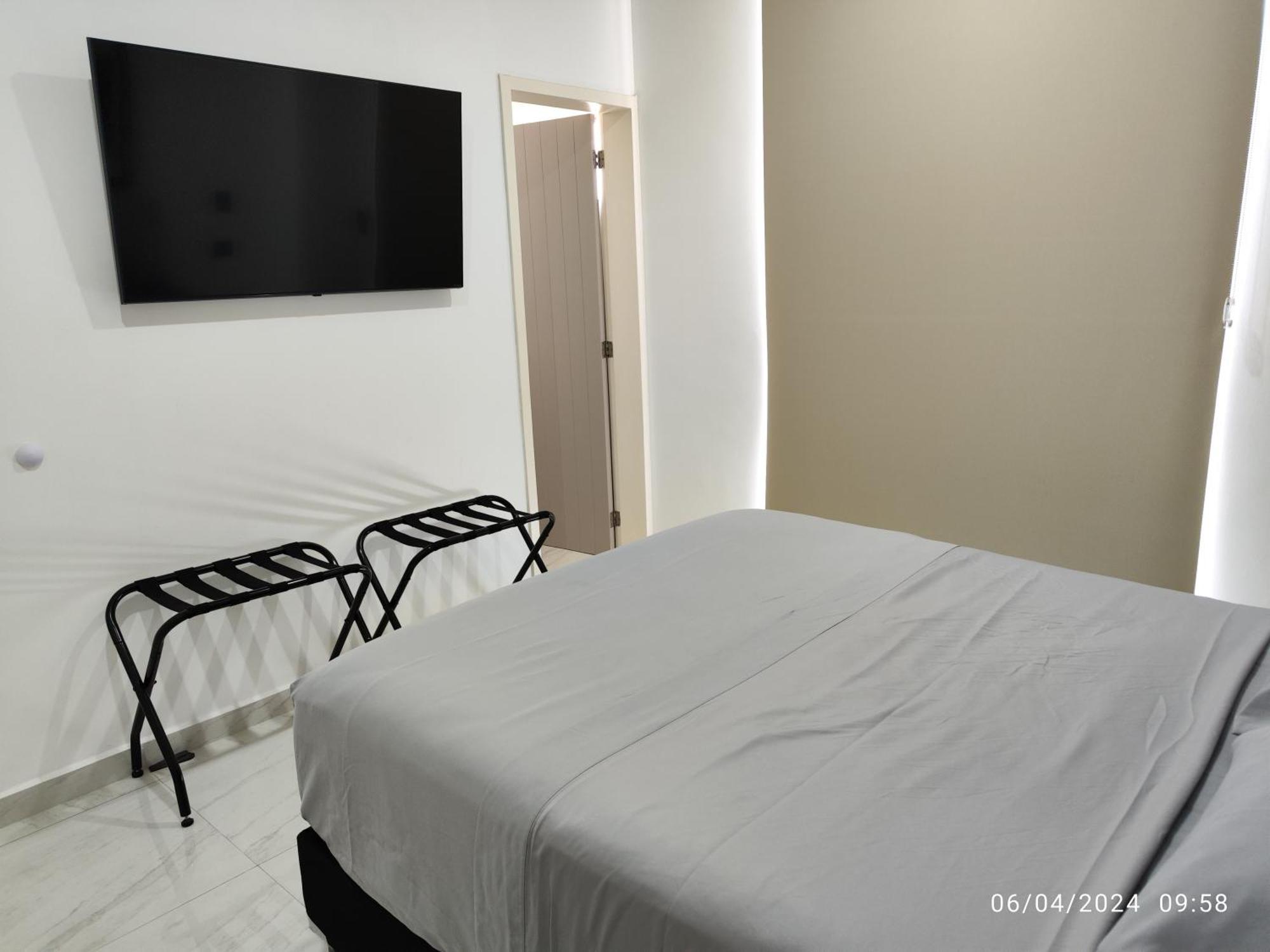 Depto De 2 Recamaras A 800 Metros Del Malecon De Apartamento