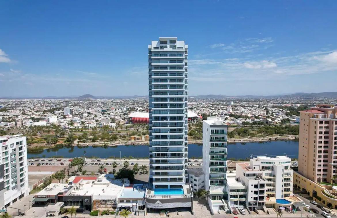 Altomare Panoramic Apartment *