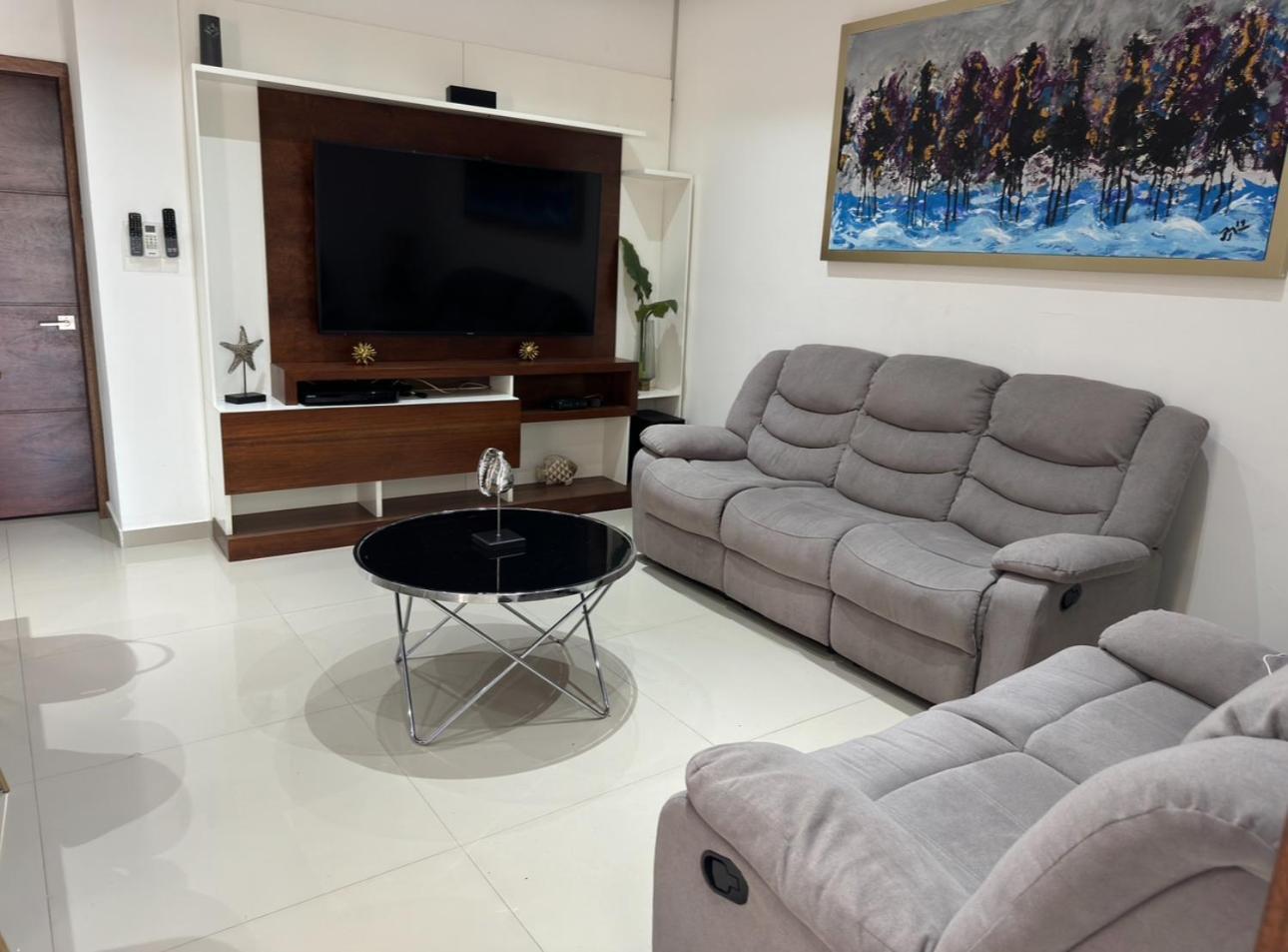 Departamento Cerca De Zona Dorada