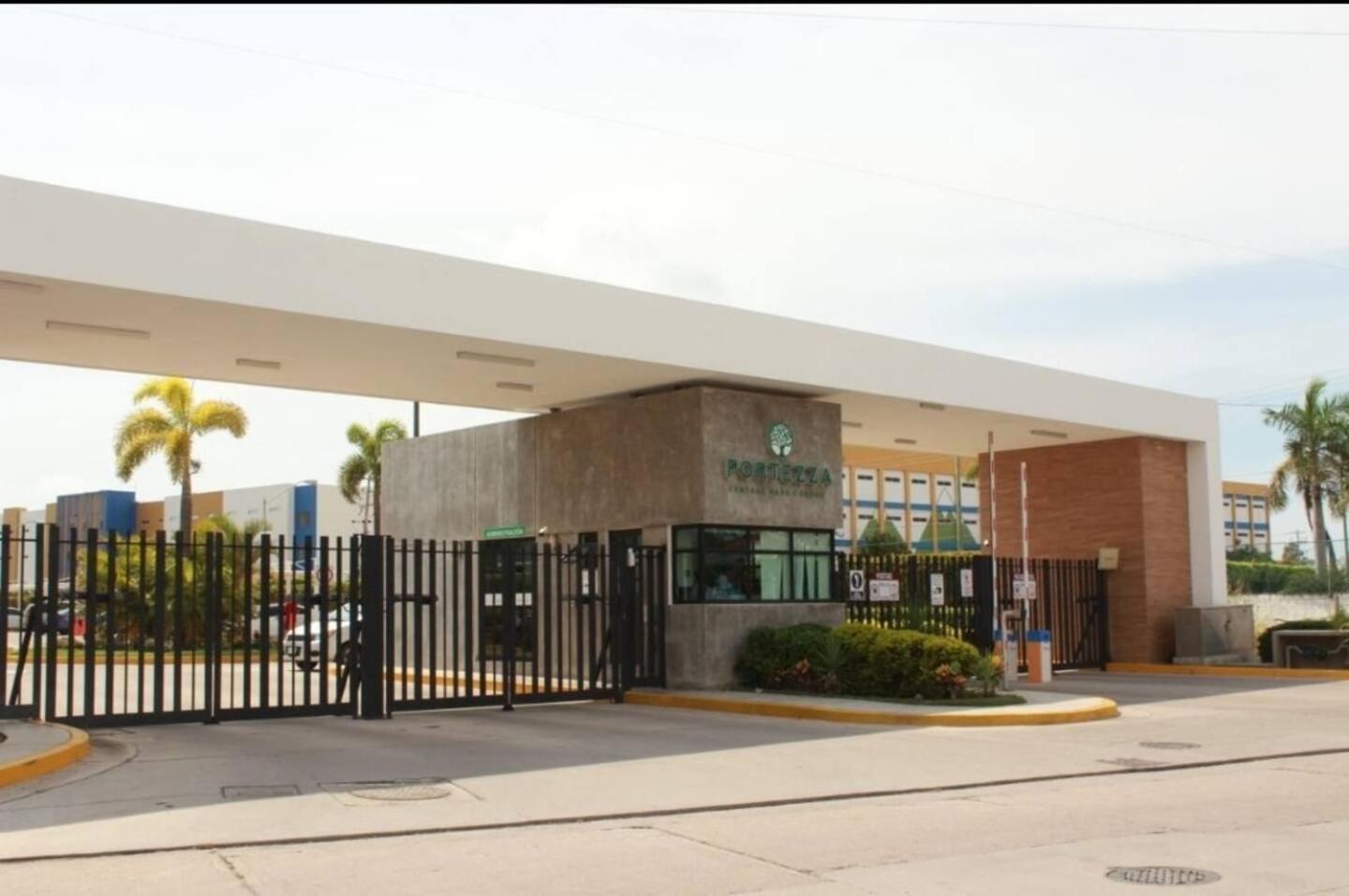 2br 2ba Aptm - Centric - Near The - Amazing Pool Apartamento *