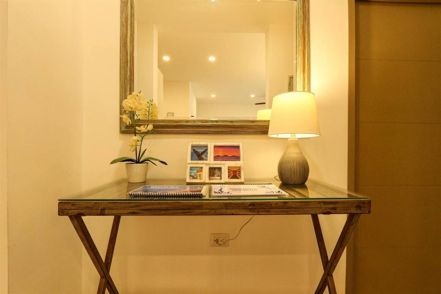 2br 2ba Aptm - Centric - Near The - Amazing Pool *