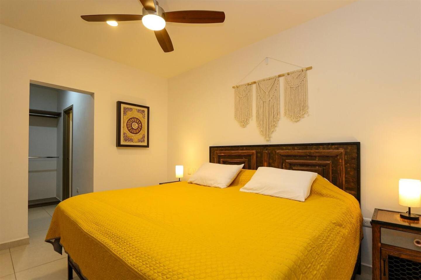 2br 2ba Aptm - Centric - Near The - Amazing Pool Apartamento