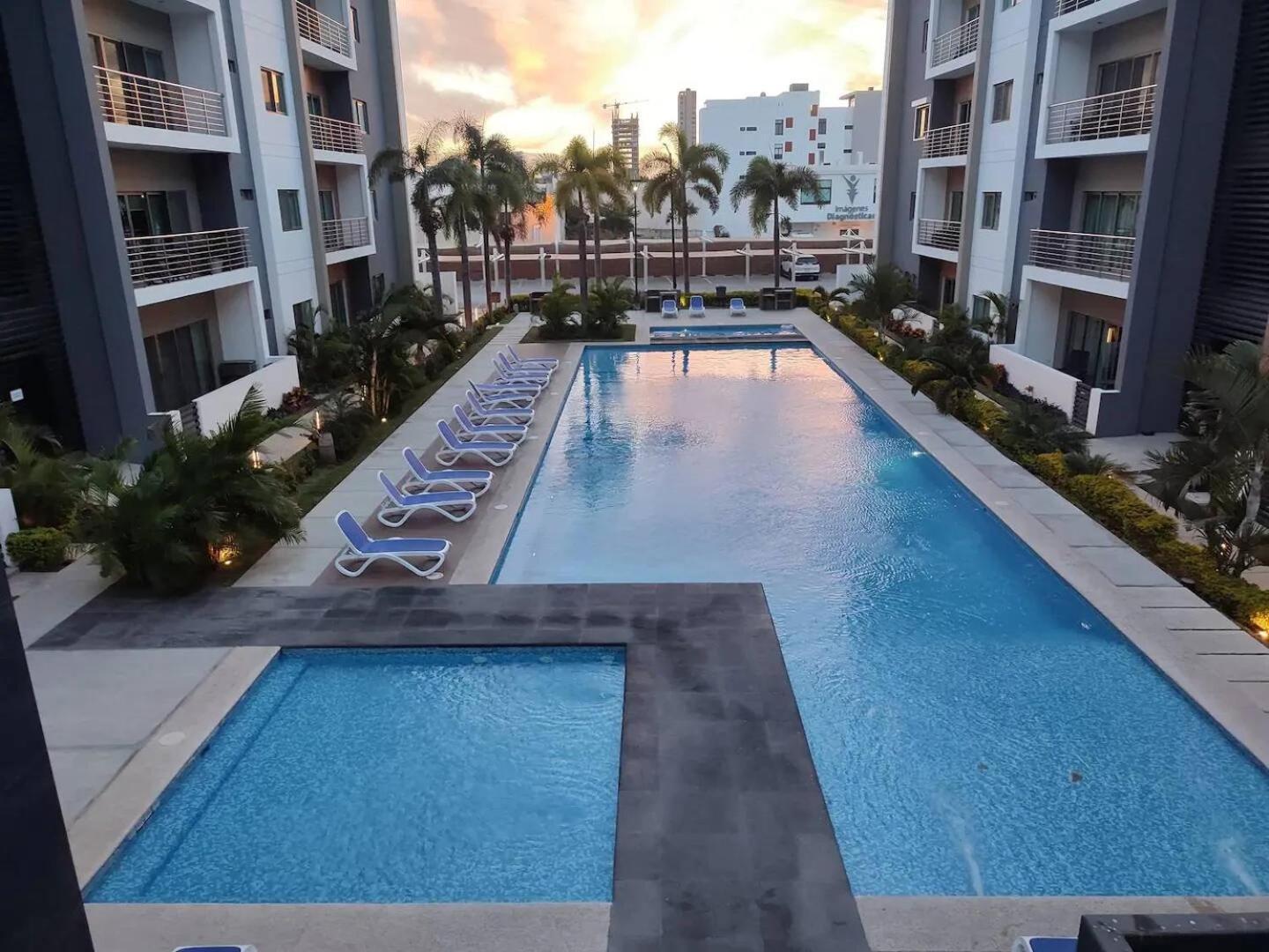 Apartamento 2br 2ba Aptm - Centric - Near The - Amazing Pool