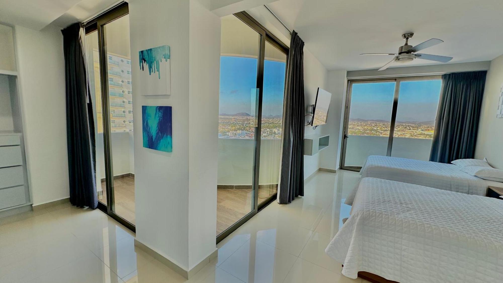 Espectacular Loft A Pie De Playa En Zona Dorada