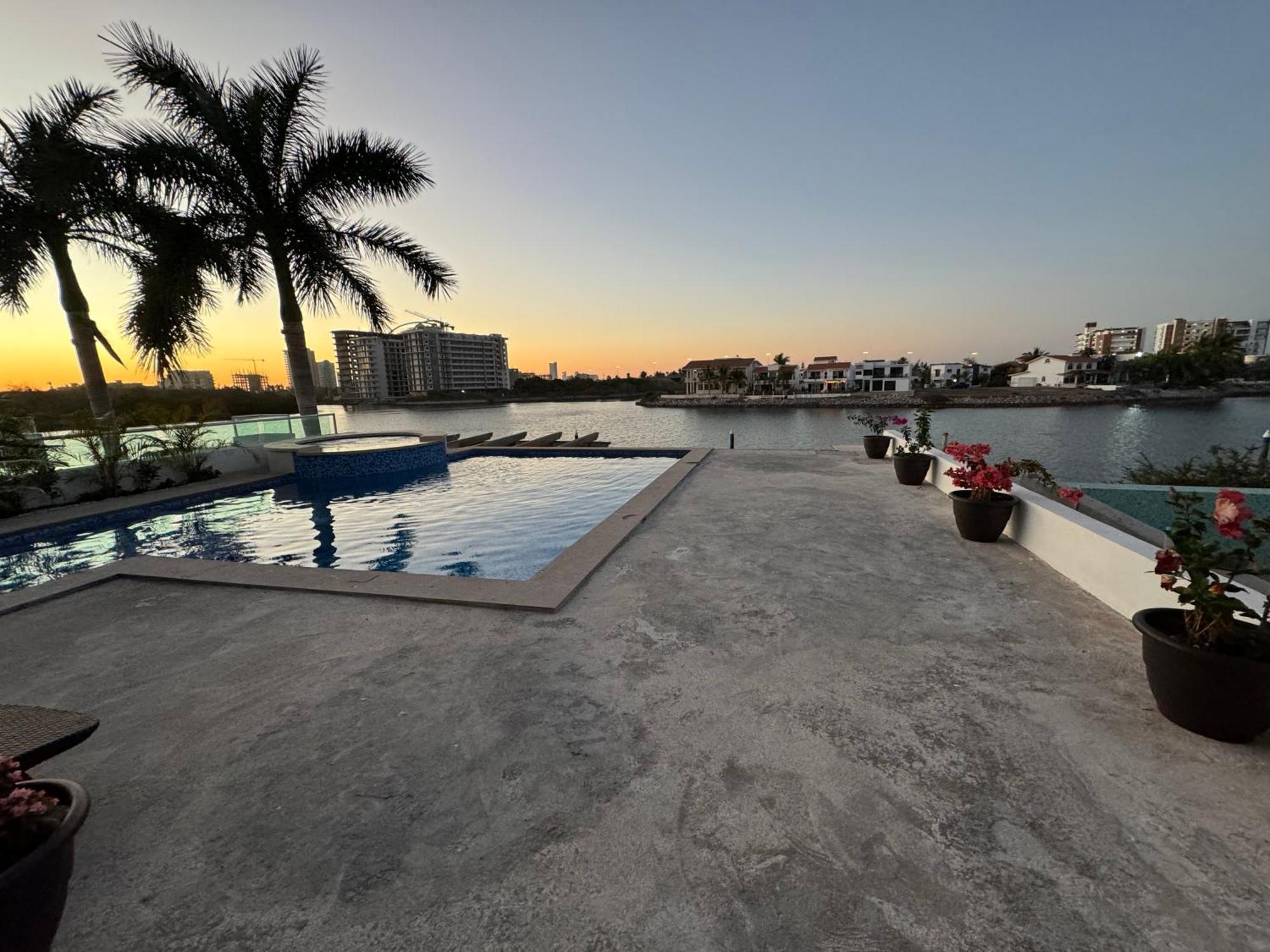 Holiday home Casa Isla Marina Vista Al Mar 20 Personas *