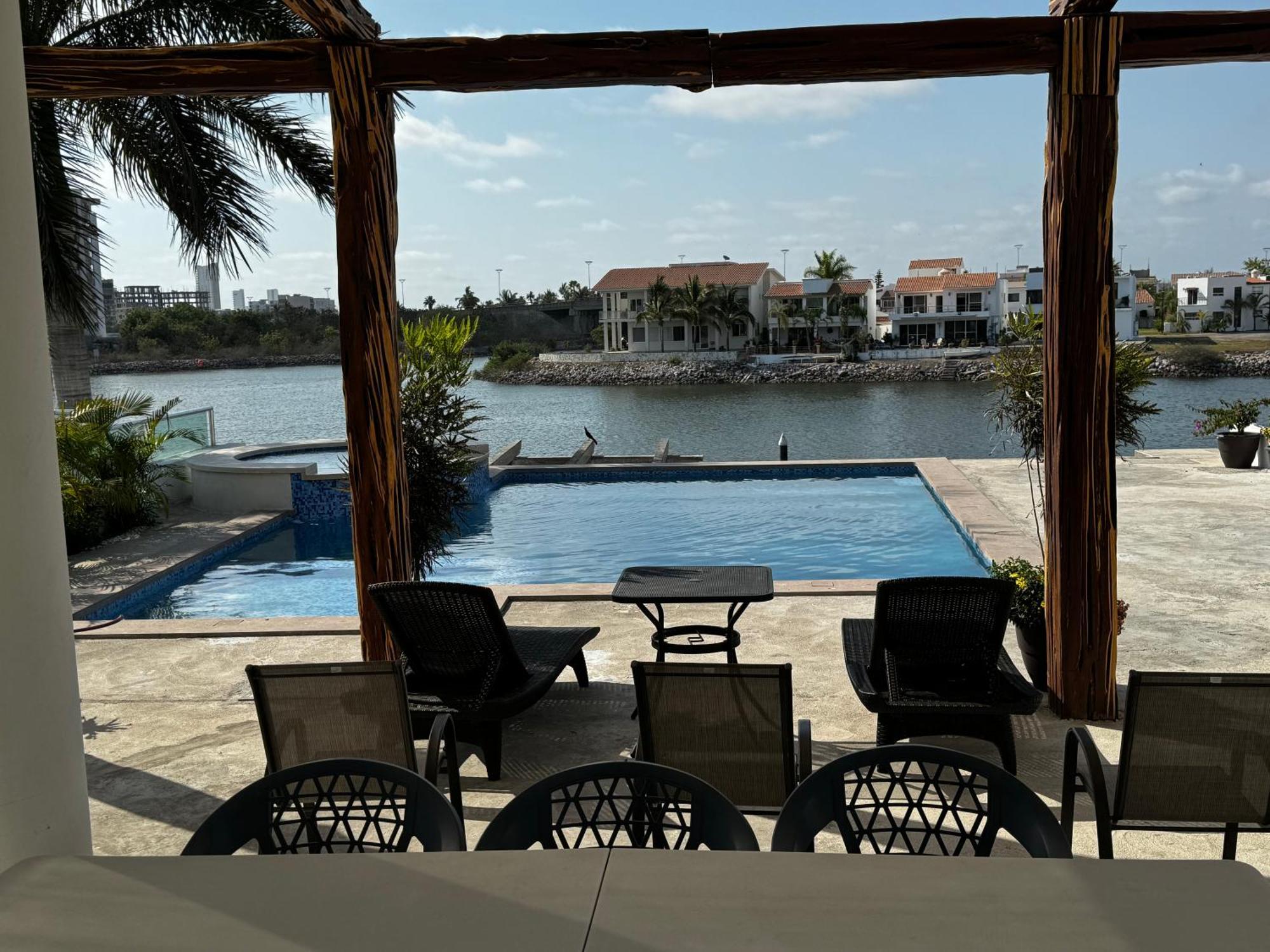 Casa Isla Marina Vista Al Mar 20 Personas Holiday home *