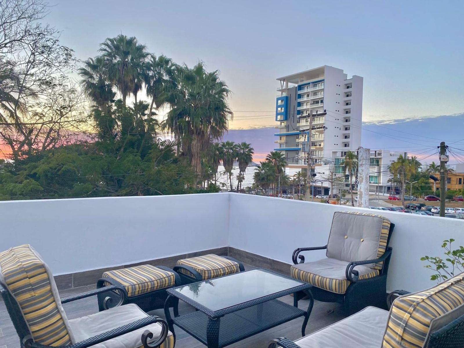 Apartamento Ecosuite 2, Near The And Shared Terrace. Mazatlán