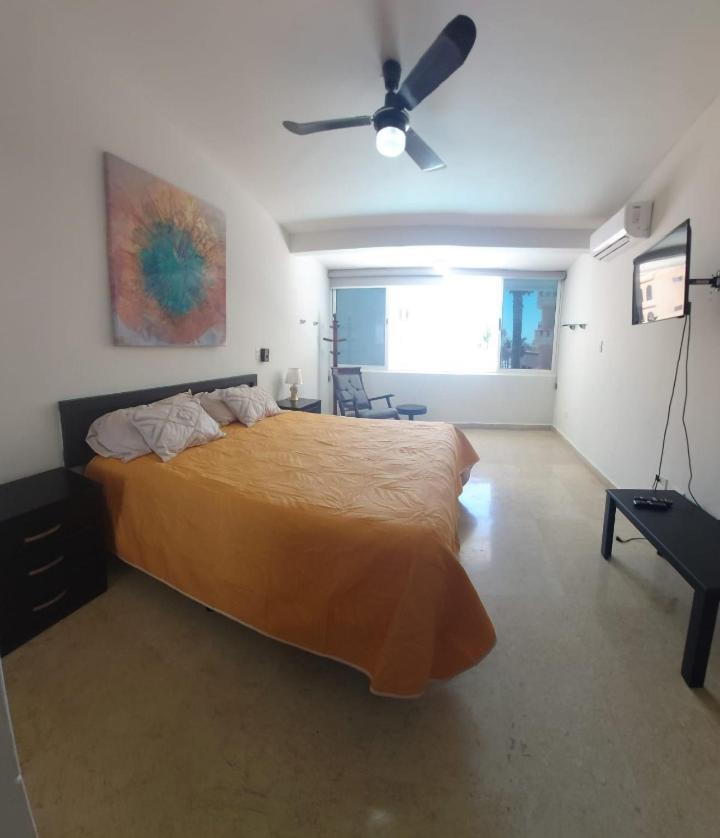 2 Bdrm - Sleeps 8 -ocean Front -ocean View * Mazatlán