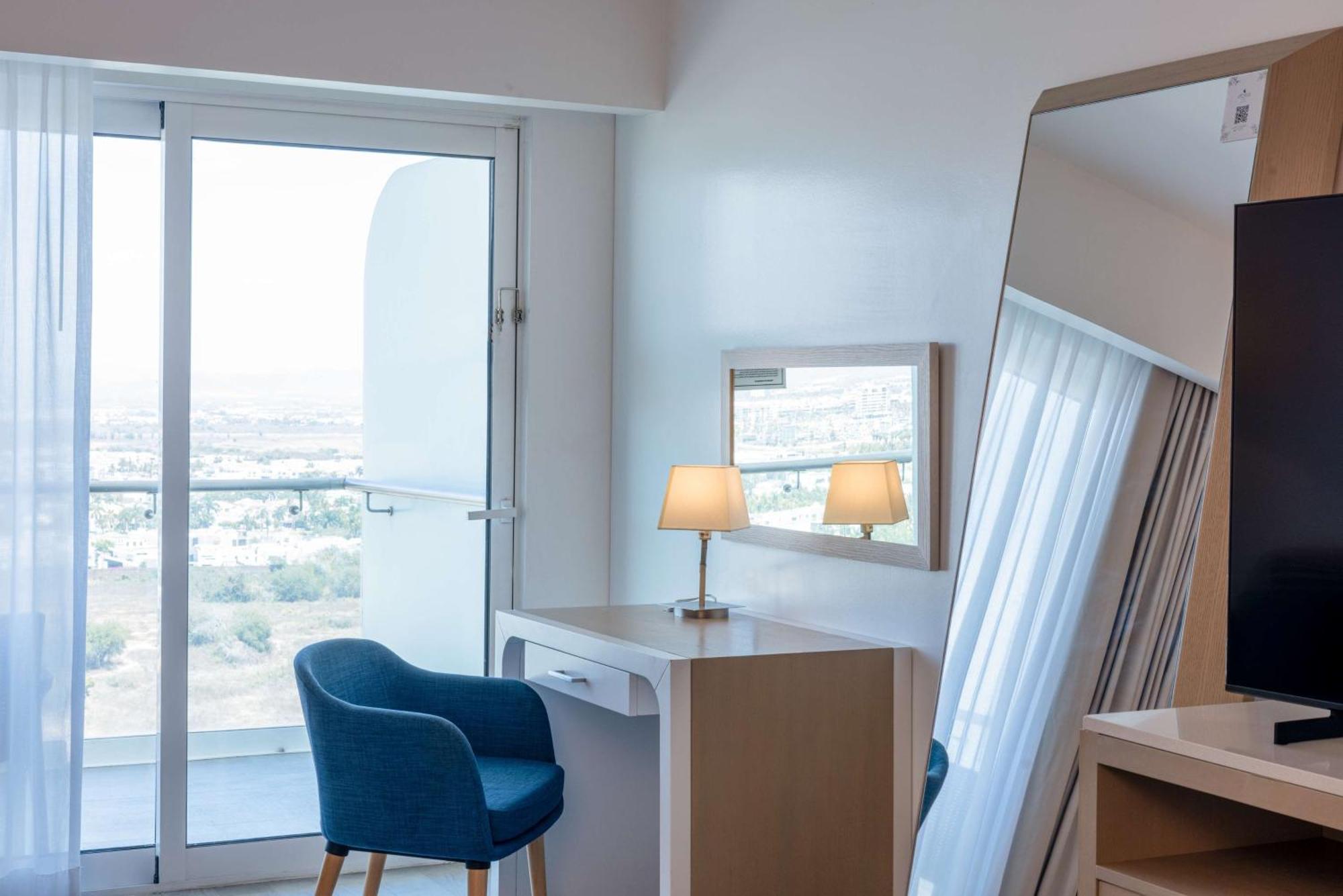 Resort Doubletree By Hilton Mazatlan, Sin